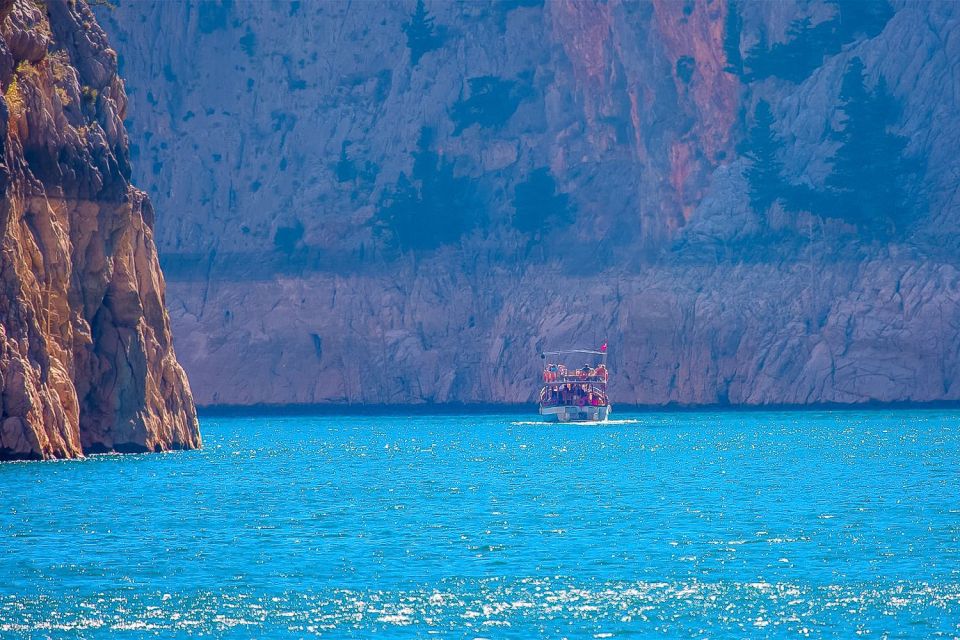 Antalya: Green Canyon Boat Trip w/Lunch near Green Lake - Taurus Mountains views and canyon scenery from the water