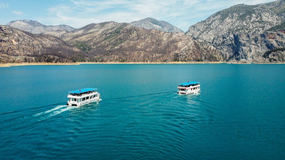 City of Side: Green Lake Boat and Cabrio Bus Tour - The cabrio bus pickup in Side and the Kulliye Mosque opener