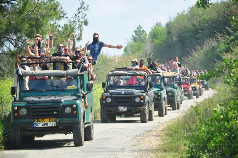 City of Side: Jeep Safari & Green Lake Boat Trip with Lunch - Jeep Safari Mechanics: Convoy Driving, Safety, and the Water-Fight Culture