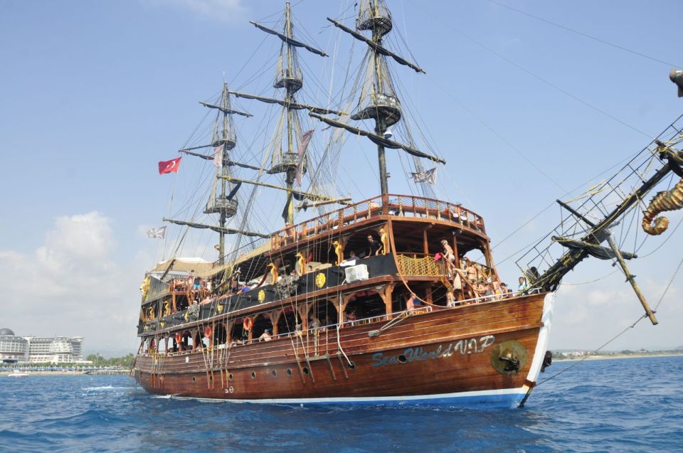 City of Side: Manavgat River Boat Lunch Cruise & Bazaar Tour - Language and guide support: helpful, but still a group schedule