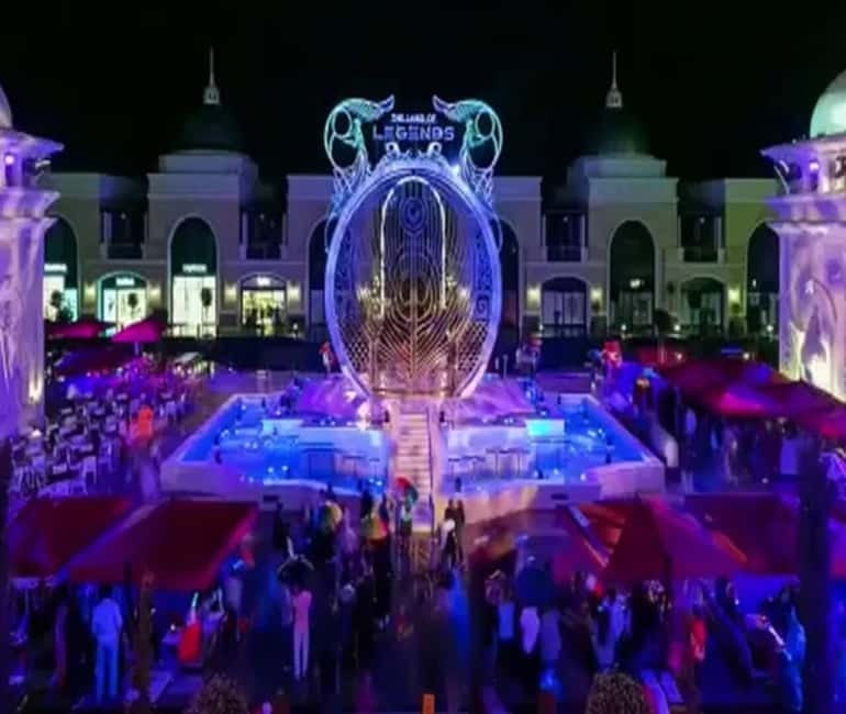 Side: Night Shows at The Land Of Legends with Transfer - Why Land of Legends night shows feel like a whole event